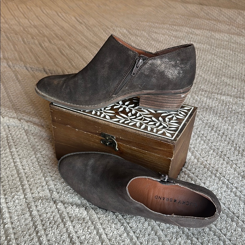 Lucky Brand Brown Ankle Booties Distressed Leather